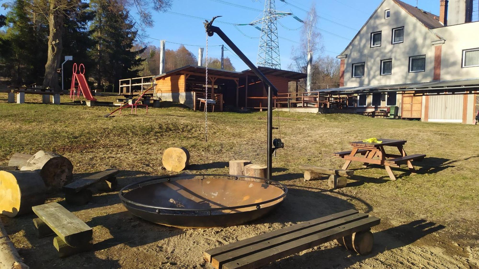 Penzion Chata Na Mlyne Horni Mesto Exteriör bild